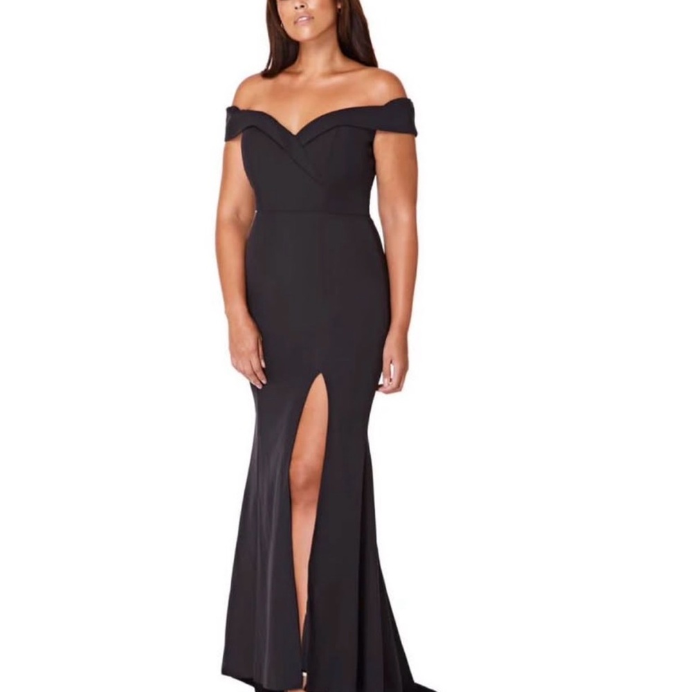 Off-Shoulder Black Evening Gown with Front Slit: JARLO